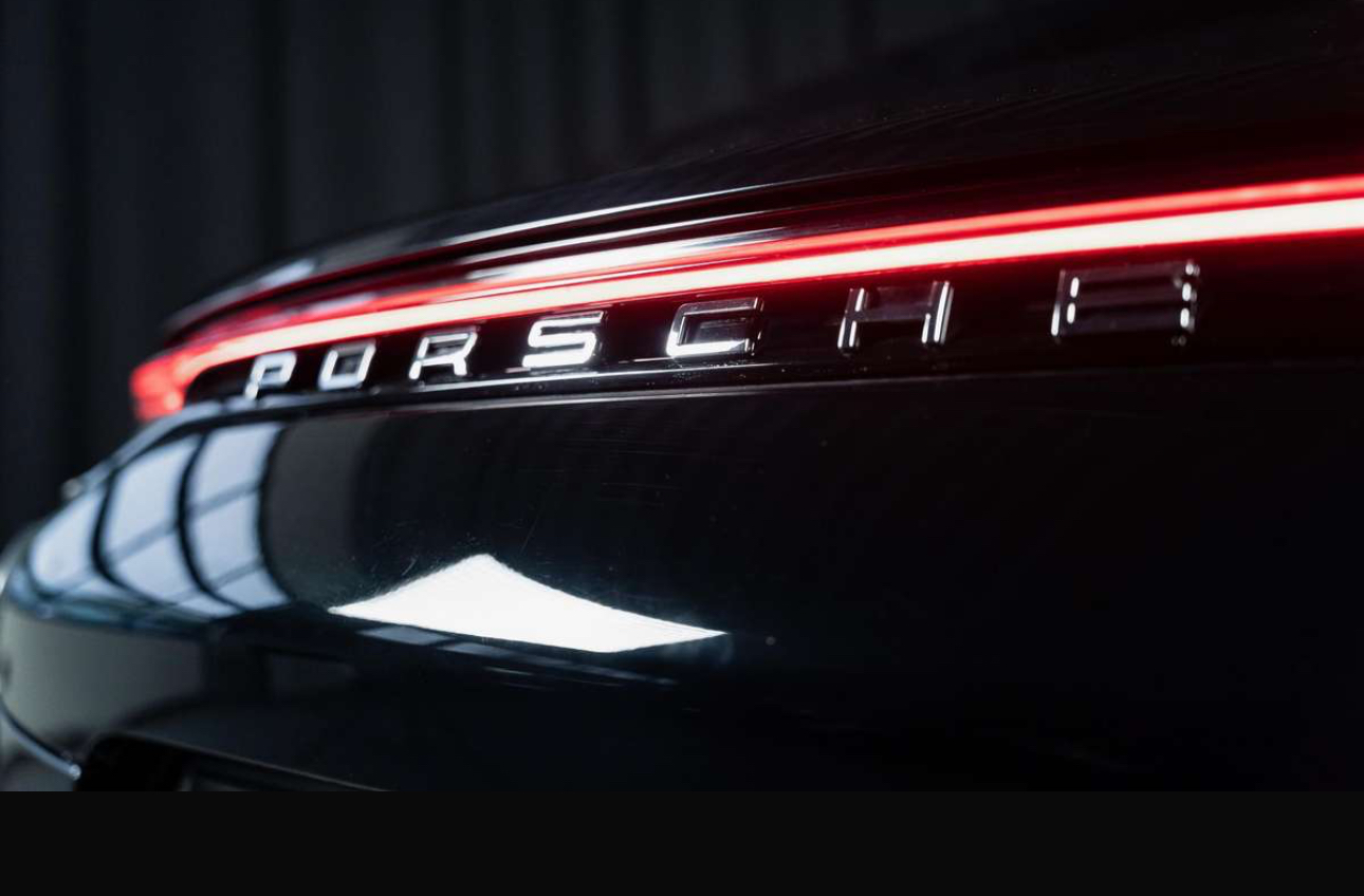 Porsche Panamera – Image 10
