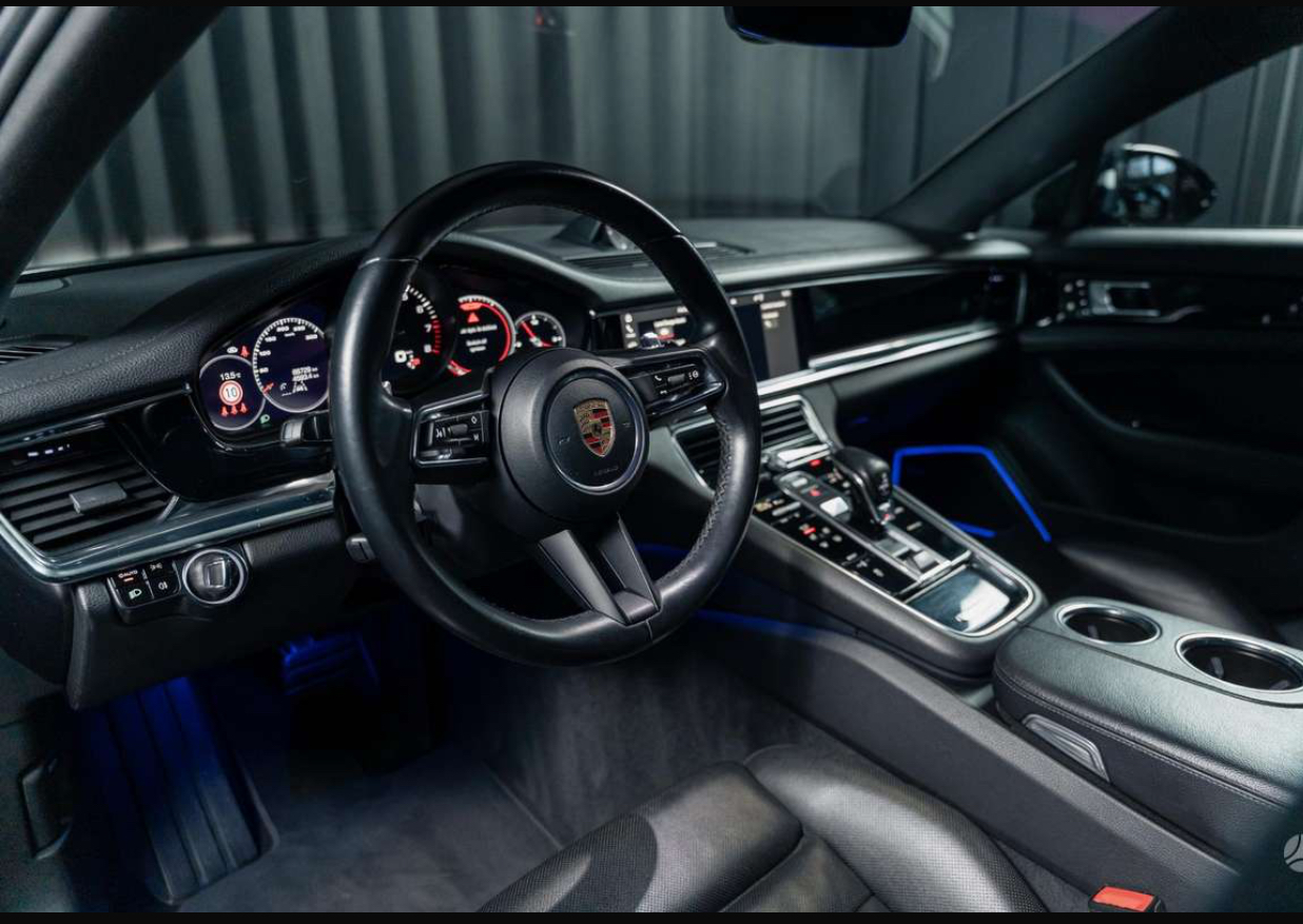 Porsche Panamera – Image 15