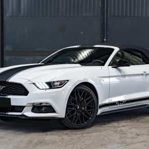 Ford Mustang 3,7 l, cabriolet